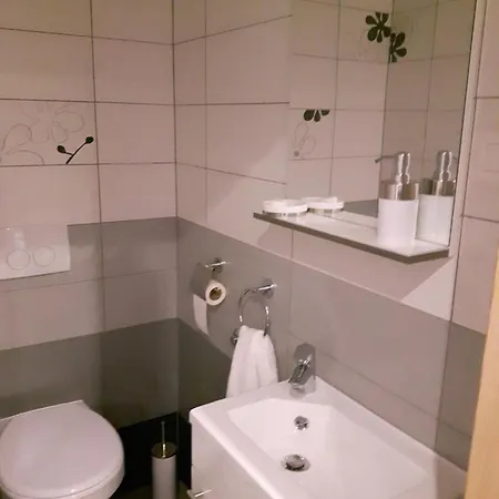 Luxury Five Star In Old Marina *